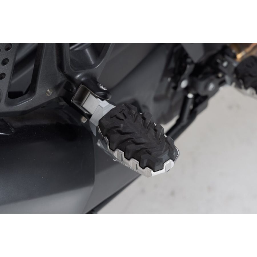 Zestaw podnóżków evo SW MOTECH evo pillion footres