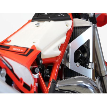 Osłona chłodnicy AXP aluminium BETA ax1680