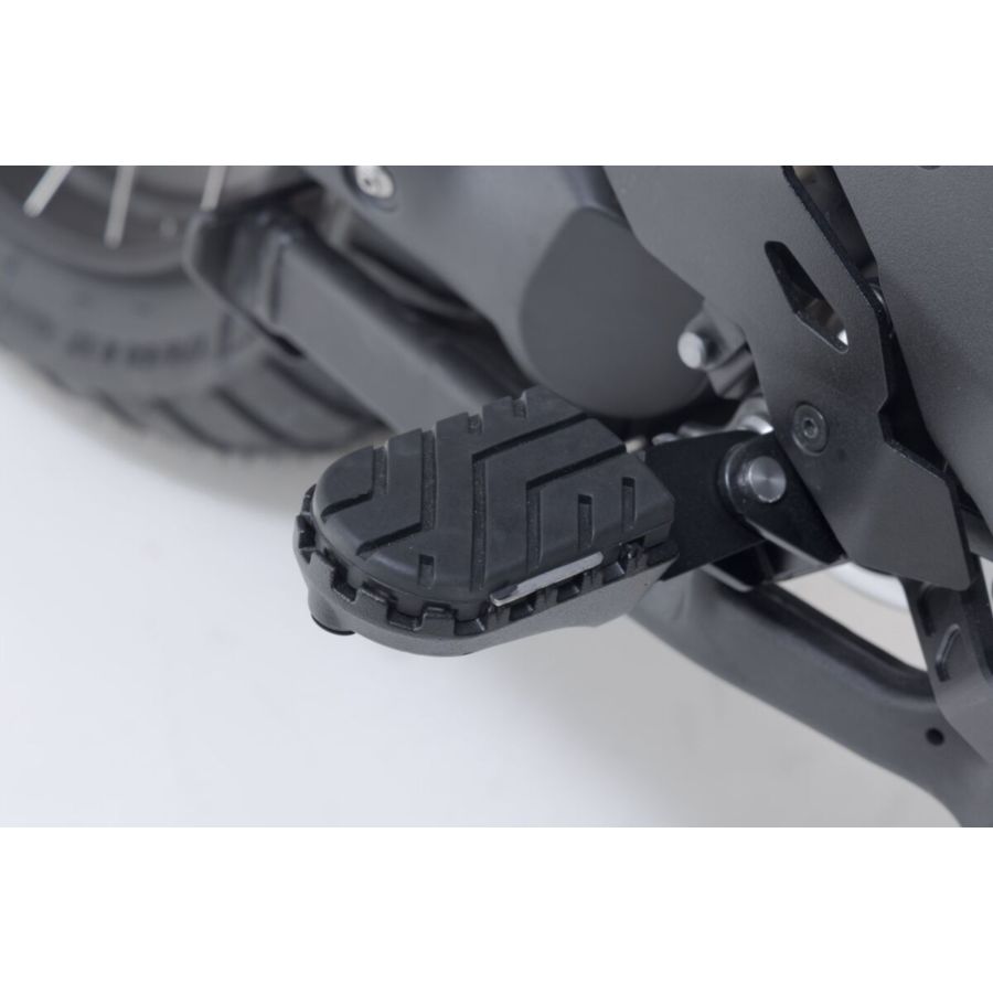 Zestaw podnóżków SW MOTECH ION HONDA XL 750