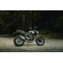 Tłumik slip-on ti AKRAPOVIC TRIUMPH SCRAMBLER 400