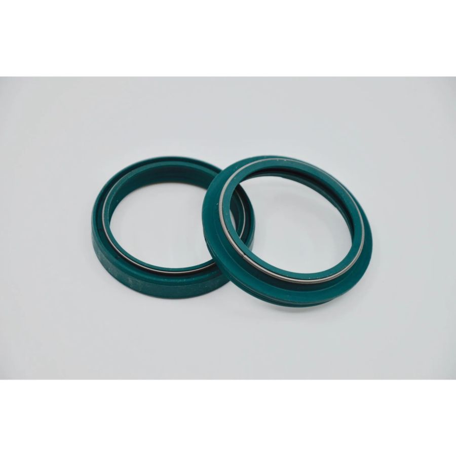 Zestaw uszczelniaczy SKF HD na lage SHOWA 47mm