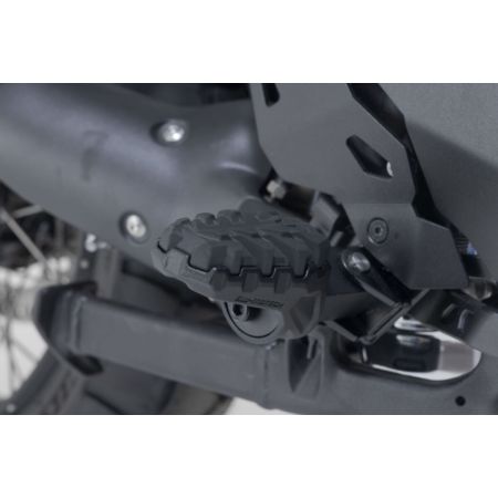 Zestaw podnóżków SW MOTECH EVO BMW F 650 CS