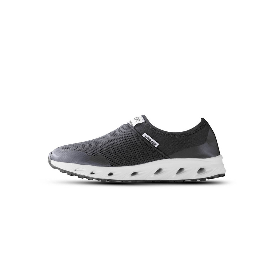 Buty JOBE DISCOVER SLIP-ON BLACK 44