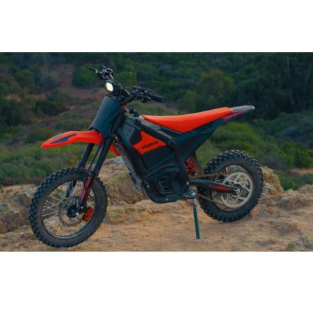 Motocykl Yozma- IN10 Red YLSMD2TC2602768