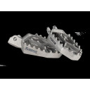 Podnóżki tytanowe AKRAPOVIC KAWASAKI KLE 500